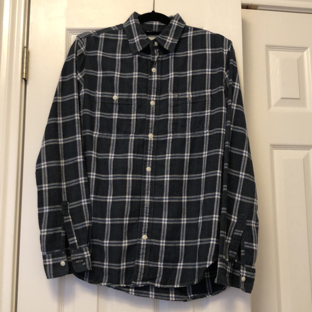 Gap Plaid Flannel shirt Soft to touch, Comfy Size M